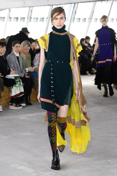 Look 13
